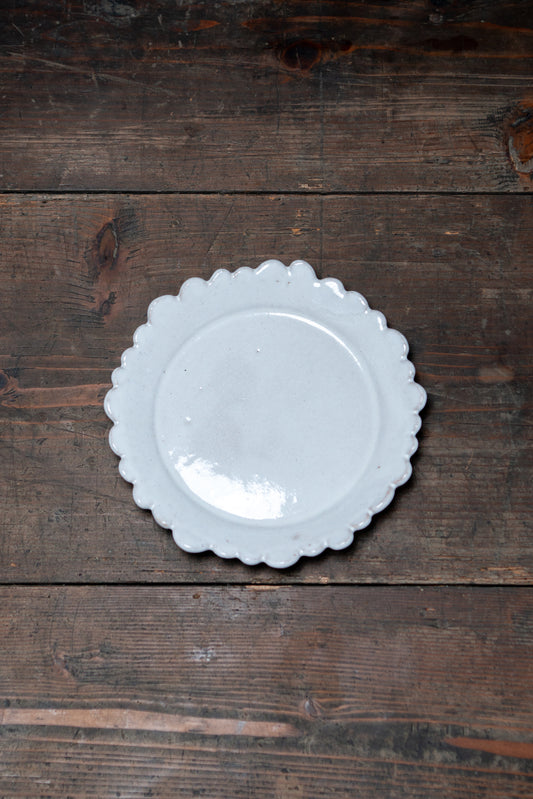 WHITE PLATE